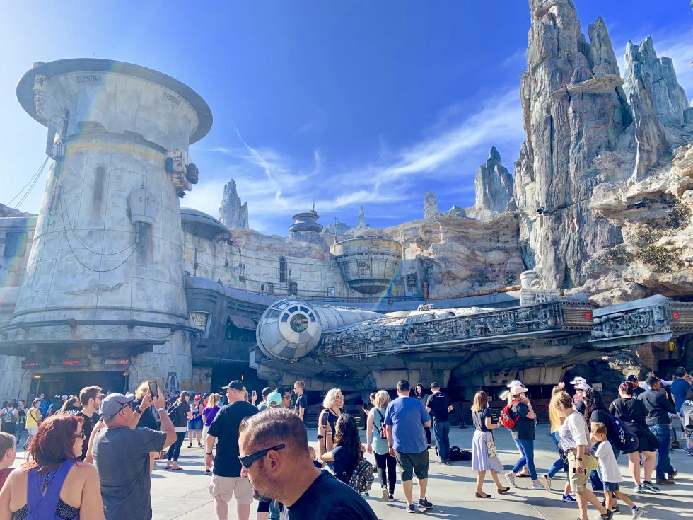 Star Wars: Galaxy's Edge Photo Tour + Review - Disney Travel Babble